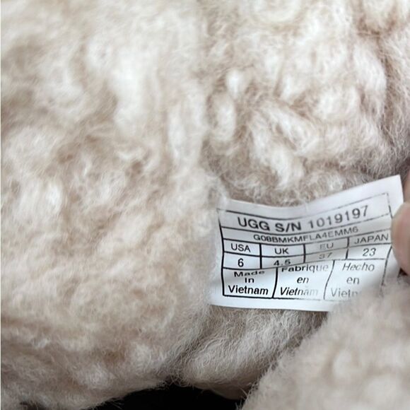 UGG Boots Womens Dae Sunshine Bailey Bow Ankle High Fur Brown size 6 - Picture 8 of 8